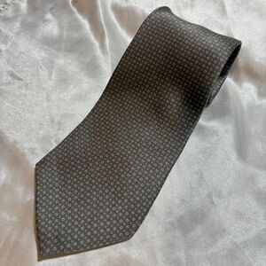 Vintage Van Heusen 100% Silk Tie Gray & Gold Micro Pattern Classic Businesswear